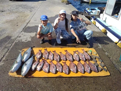 海上つり堀まるやの2024年10月14日(月)1枚目の写真