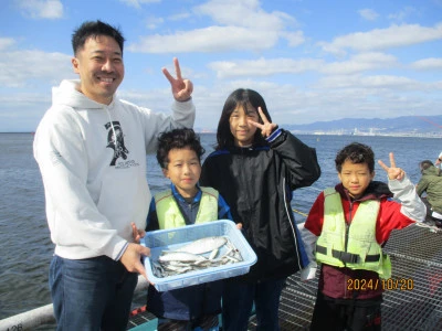 尼崎市立魚つり公園の2024年10月20日(日)1枚目の写真