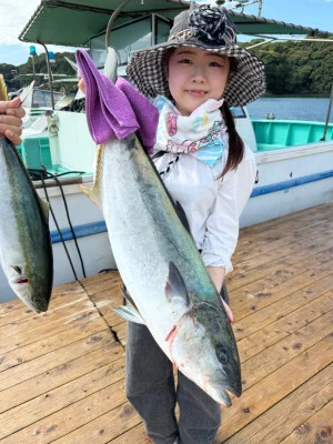 海上釣堀 辨屋の2024年10月14日(月)1枚目の写真