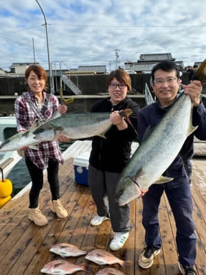 海上釣堀 辨屋の2024年10月20日(日)2枚目の写真