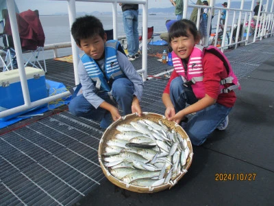 尼崎市立魚つり公園の2024年10月27日(日)1枚目の写真