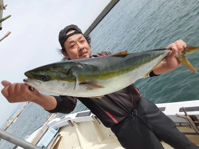 赤峯釣船の2024年10月31日(木)1枚目の写真