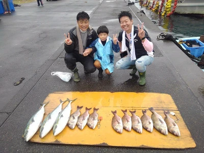 海上つり堀まるやの2024年11月2日(土)1枚目の写真