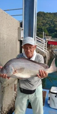 瀬渡し 浜栄丸の2024年11月3日(日)3枚目の写真