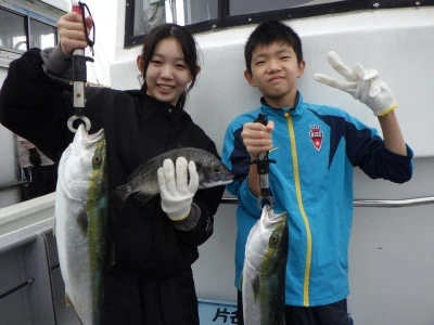 磯部釣船　直栄丸の2024年11月2日(土)1枚目の写真