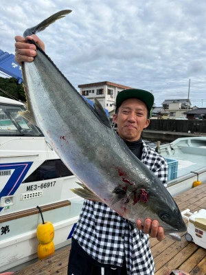 海上釣堀 辨屋の2024年10月28日(月)2枚目の写真