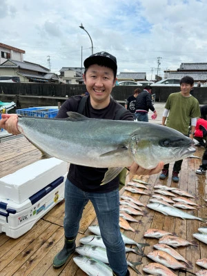 海上釣堀 辨屋の2024年11月1日(金)2枚目の写真