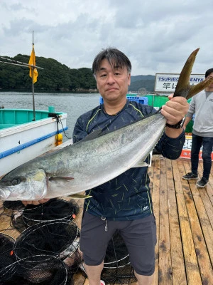 海上釣堀 辨屋の2024年11月1日(金)3枚目の写真