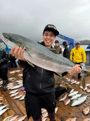 海上釣堀 辨屋の2024年11月2日(土)2枚目の写真