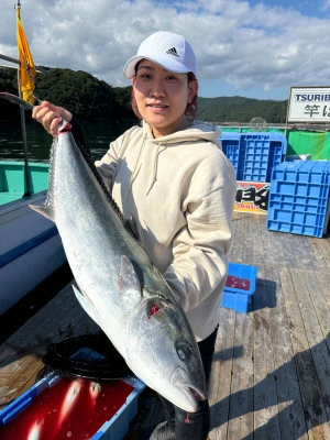 海上釣堀 辨屋の2024年11月4日(月)2枚目の写真