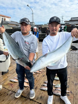 海上釣堀 辨屋の2024年11月4日(月)3枚目の写真