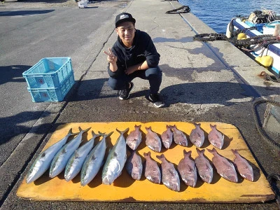 海上つり堀まるやの2024年11月11日(月)1枚目の写真