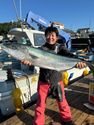 海上釣堀 辨屋の2024年11月11日(月)1枚目の写真