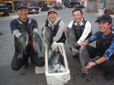 丸銀釣りセンターの2024年11月8日(金)1枚目の写真