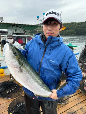 海上釣堀 辨屋の2024年11月16日(土)3枚目の写真