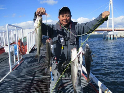 尼崎市立魚つり公園の2024年11月18日(月)1枚目の写真