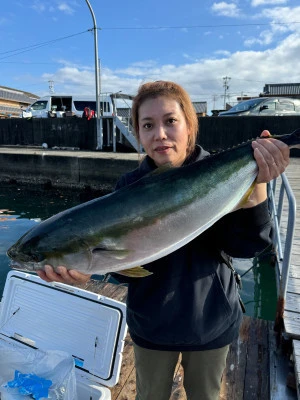 海上釣堀 辨屋の2024年11月17日(日)2枚目の写真