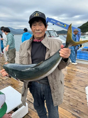 海上釣堀 辨屋の2024年11月20日(水)5枚目の写真